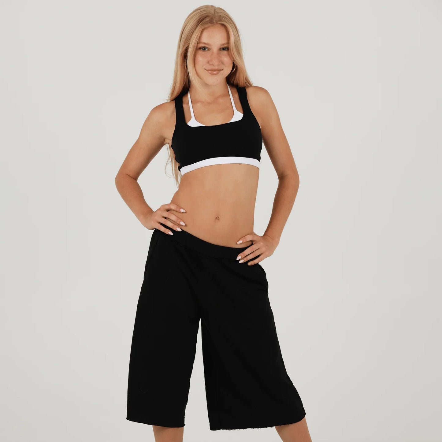 Cosi G - Chill 3/4 Shorts