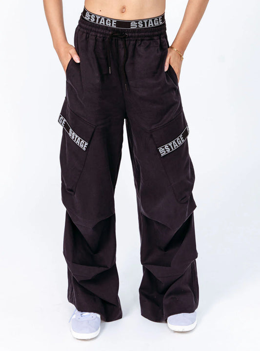 UPSTAGE – Exposed Elastic Parachute Cargo Pants