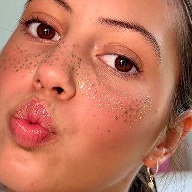 GLITTER GIRL - Glitter Freckles